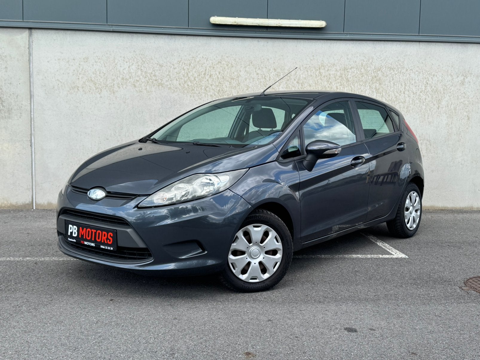 Ford fiesta - 2009 - 165.000 km - diesel 1.4- KEURING+CARPAS, Auto's, Dealer onderhouden, 50 kW, Blauw, Bedrijf