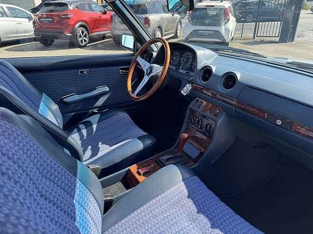 Mercedes-Benz CE 280 AUTO / OLDTIMER / TOIT OUVRANT /, foto 8
