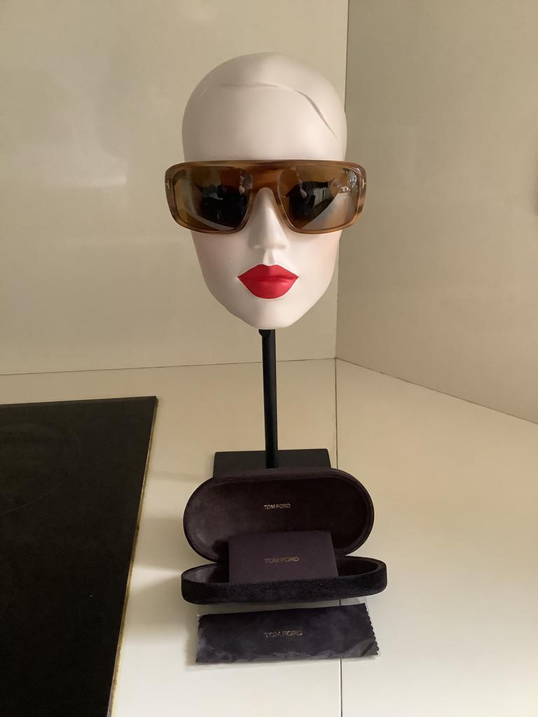 Zonnebril Tom Ford, Ophalen of Verzenden, Zo goed als nieuw, Zonnebril