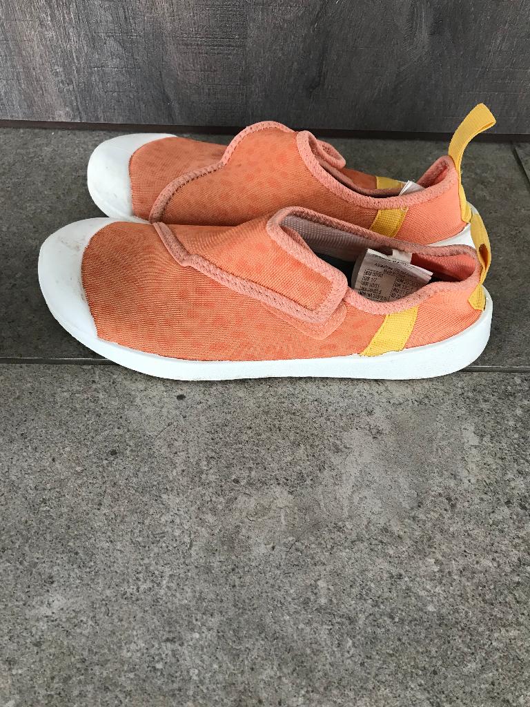 Waterschoenen (maat 32/33), Enfants & Bébés, Vêtements enfant | Chaussures & Chaussettes, Garçon ou Fille, Enlèvement, Utilisé