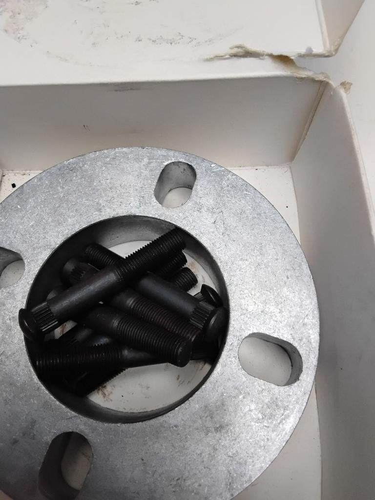 Entretoises ( paire) 2,5 cm ( 1 pouce) avec goujons, Enlèvement ou Envoi, Ford