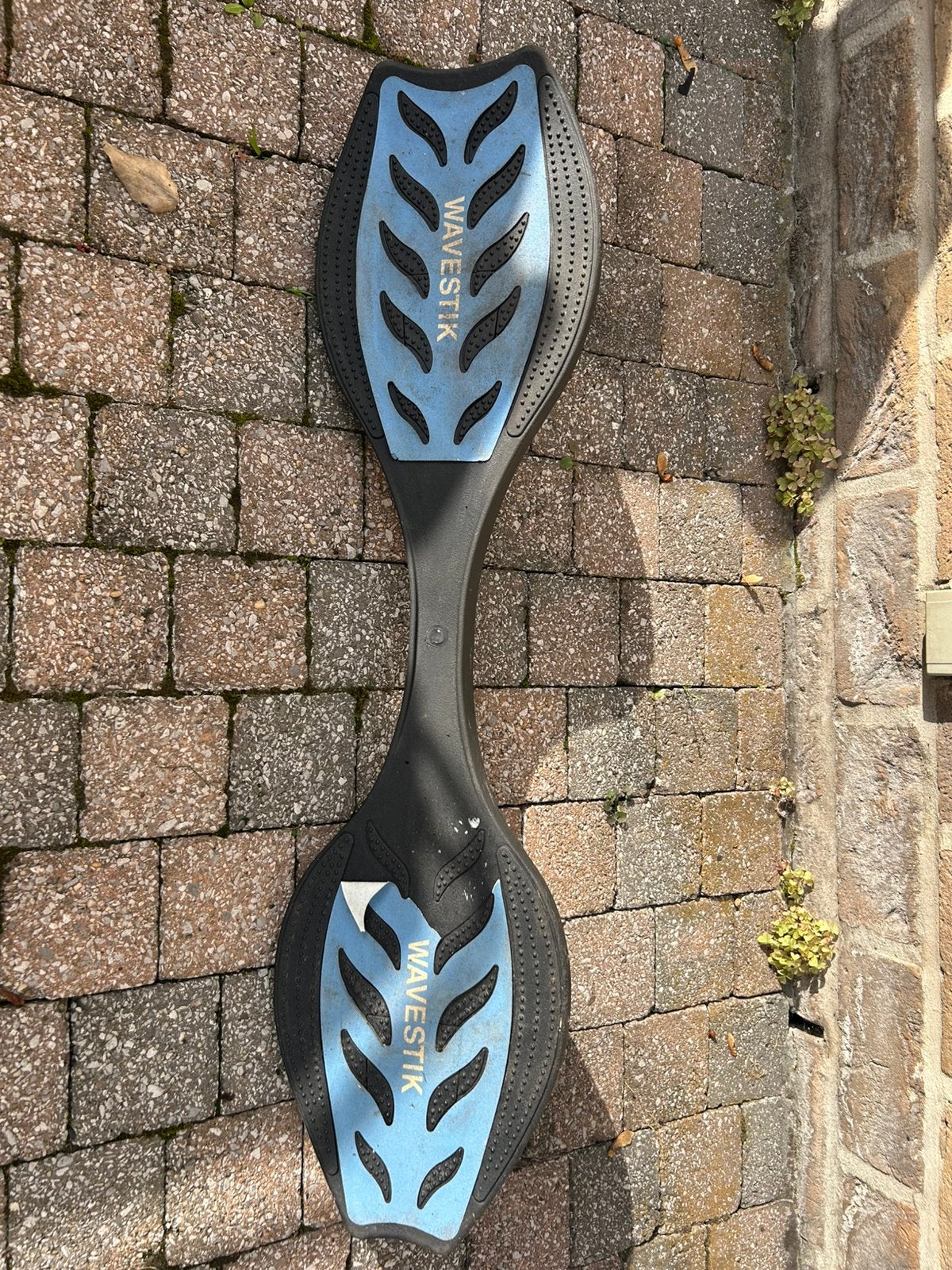 WaveStik Waveboard / Ripstik – Zwart en blauw, Sport en Fitness, Ophalen, Gebruikt, Waveboard