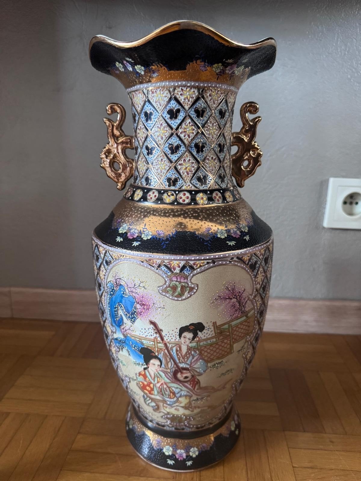 satzuka vaas, Ophalen of Verzenden