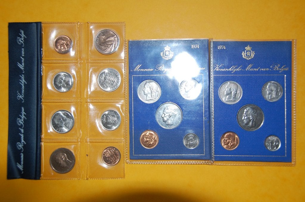 Belgische FRANK SETS 1974 - 1981, Postzegels en Munten, Verzenden, Setje