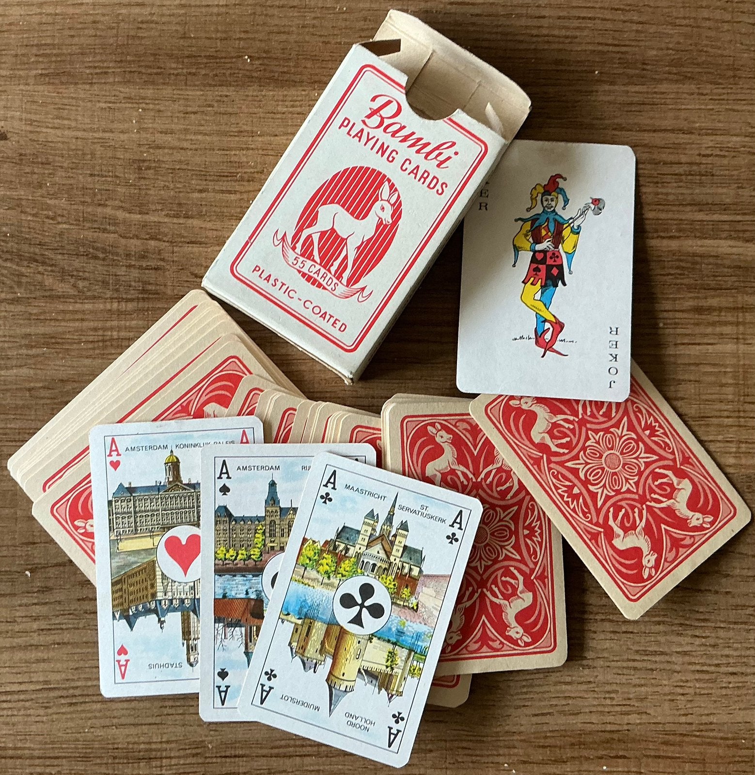 Ancien jeu de cartes BAMBI PLAYING CARDS, Enlèvement ou Envoi, Comme neuf, Carte(s) à jouer