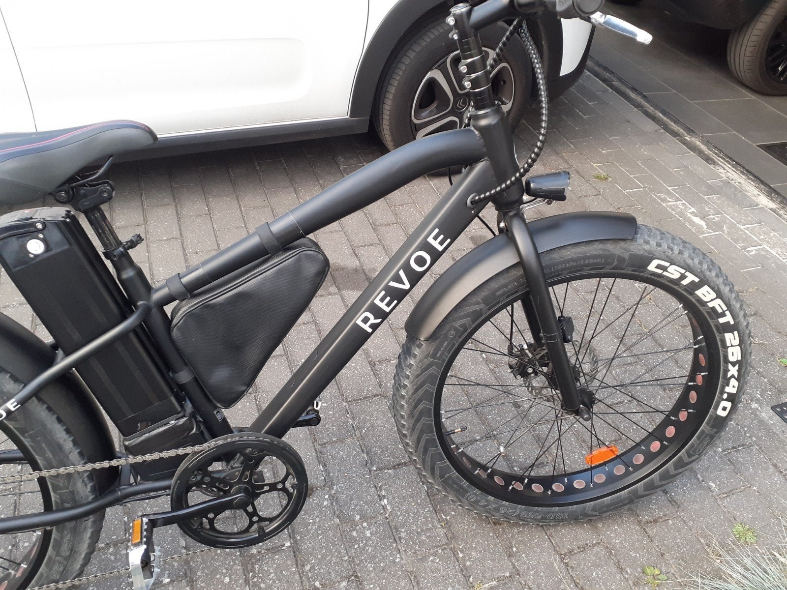 Vélo électrique 26 pouces noir , style gros Fat Bic, Enlèvement