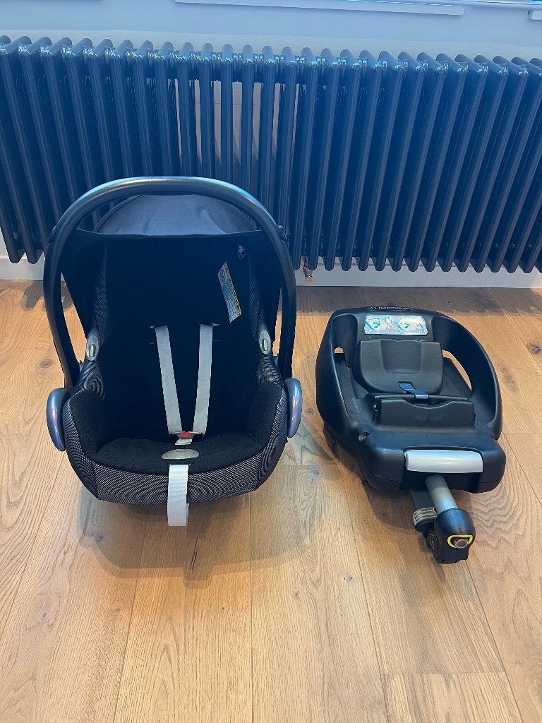 Siège auto Maxi Cosi et base facile à fixer, Enlèvement ou Envoi, 0 à 18 kg, Dossier réglable, Utilisé