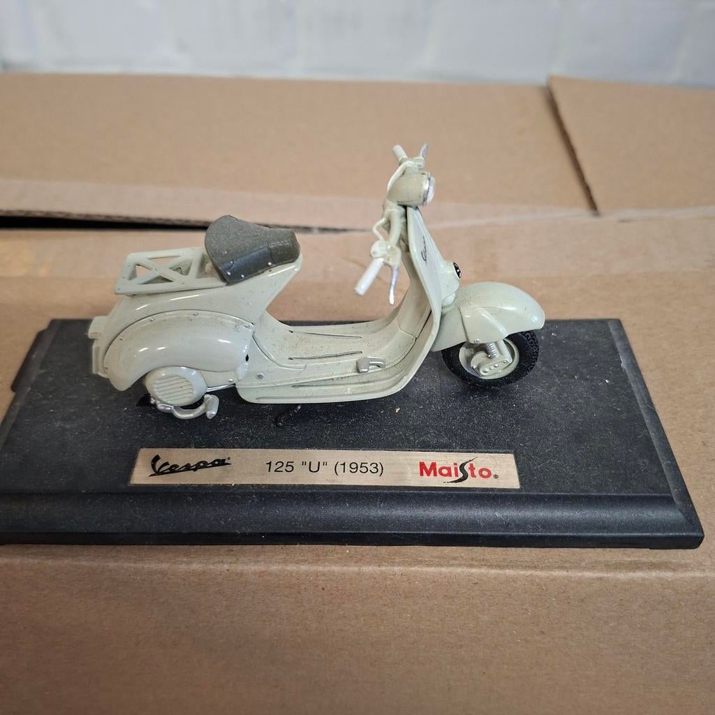 Vespa miniatures, Enlèvement ou Envoi