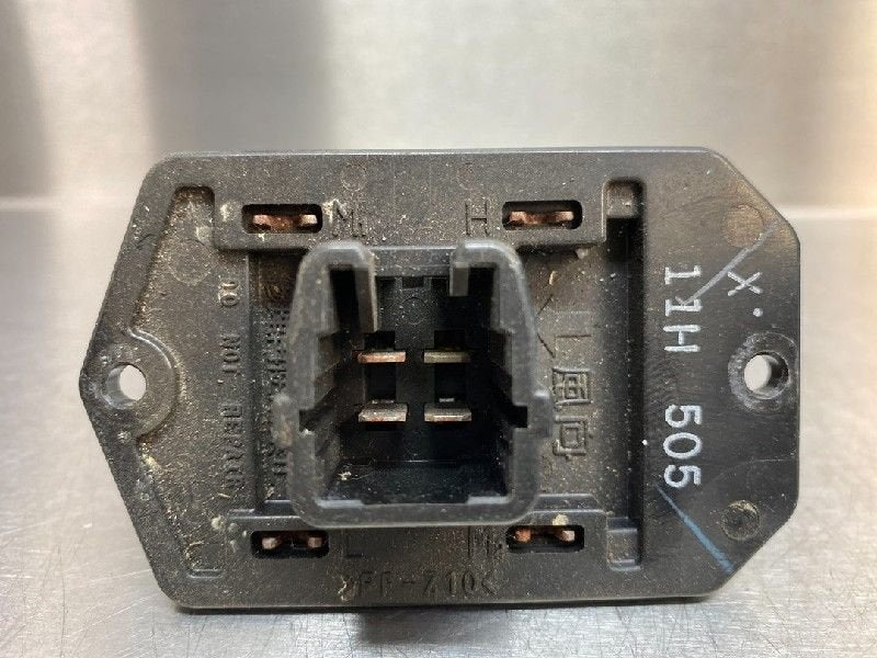 KACHELWEERSTAND Suzuki Swift (ZA / ZC / ZD1 / 2/3/9), Gebruikt, Suzuki
