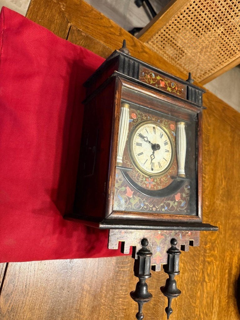 vroege Biedermeier/Neo-Renaissance wandklok, Ophalen, Zwart, Met gewichten, Wandklok