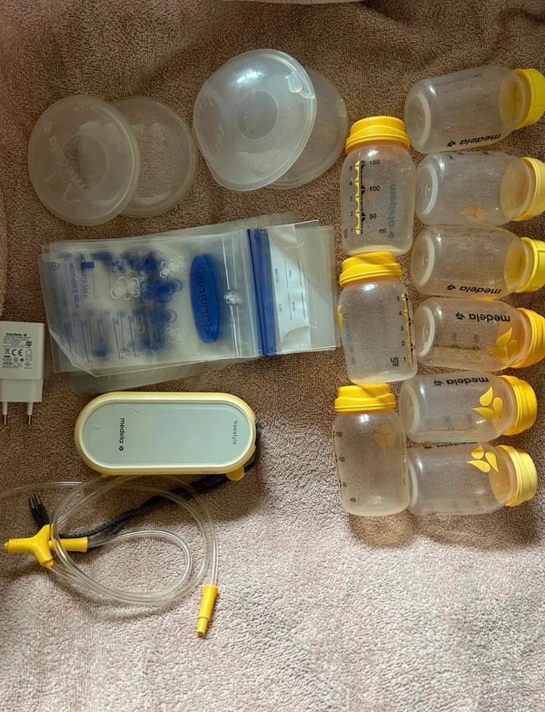 Medela dubbele elektische borstkolf, Ophalen, Gebruikt, Borstkolf