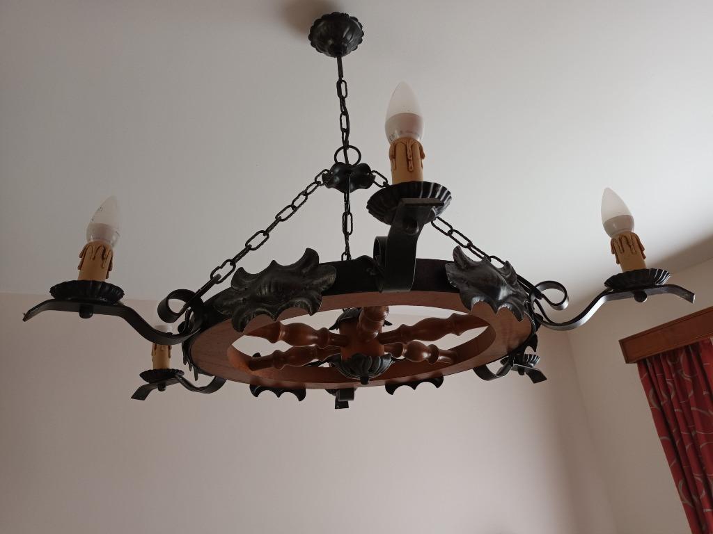 1 lustre en chêne et fer forgé, Enlèvement, Utilisé, Bois