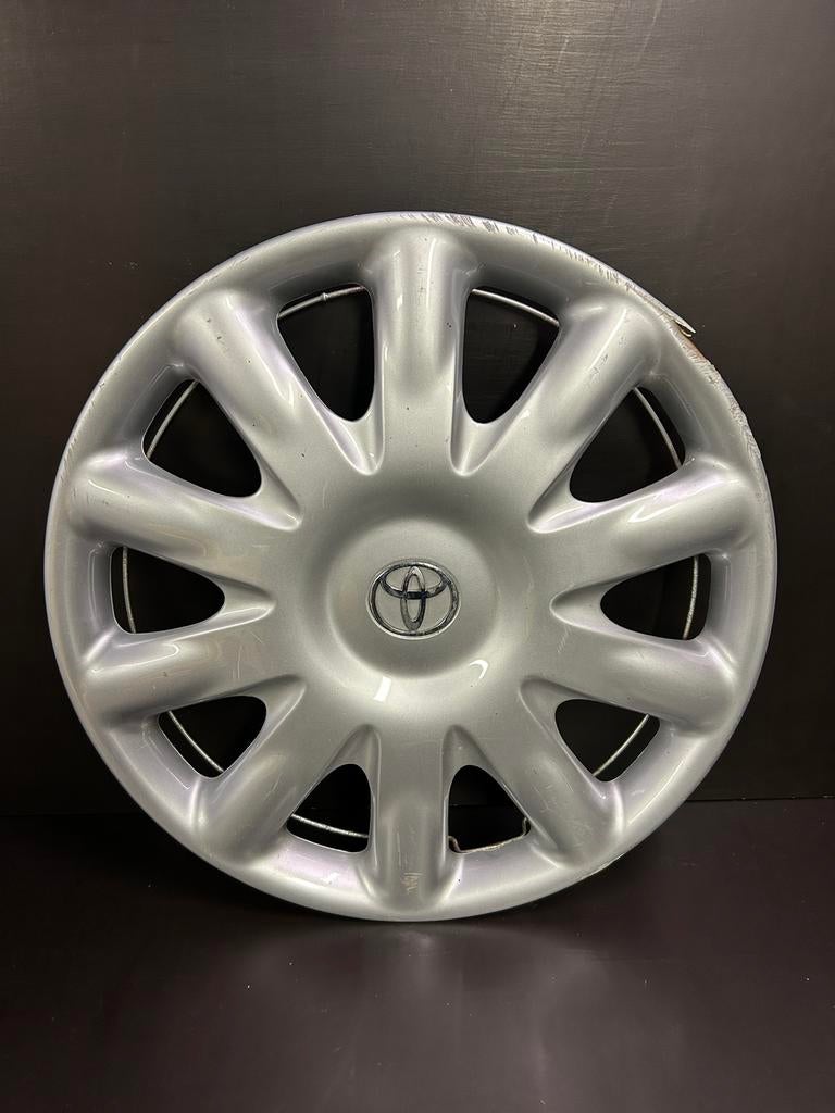 1 enjoliveur Toyota corolla yaris 15", Utilisé