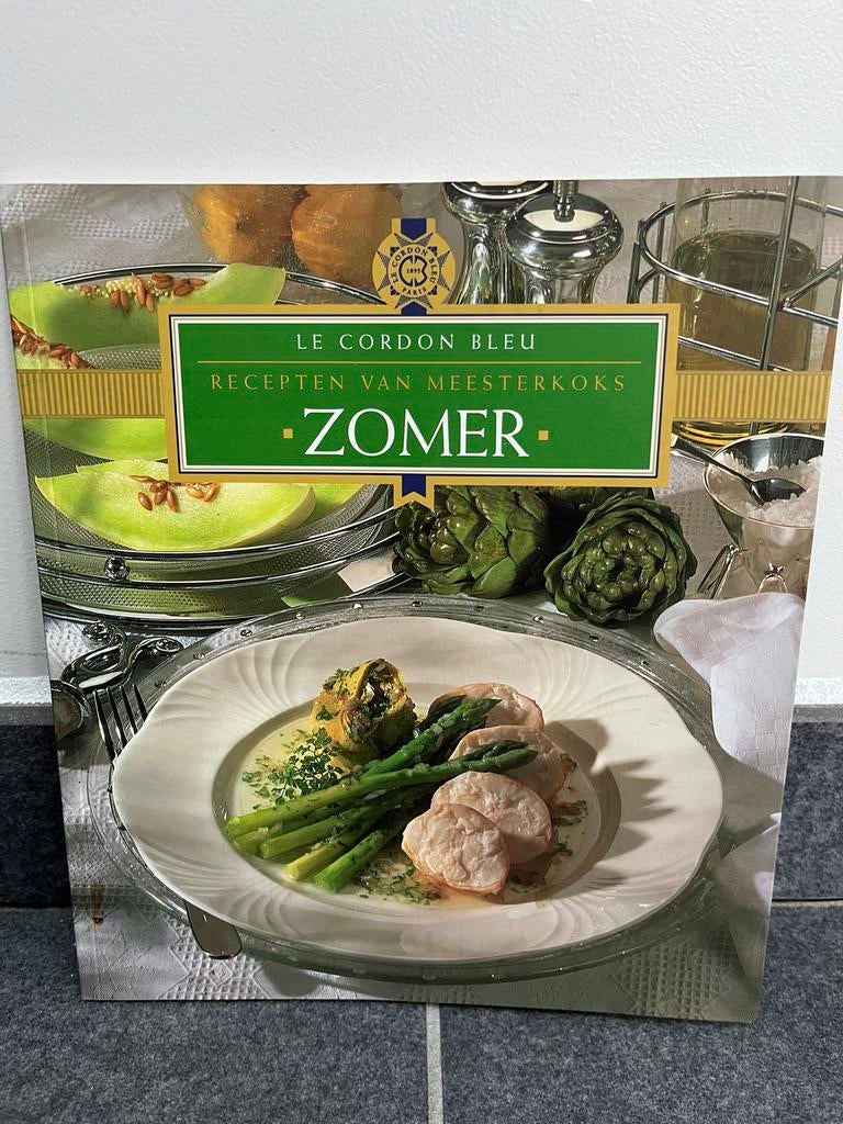 Zomer - recepten van meersteekoks, Ophalen of Verzenden, Zo goed als nieuw