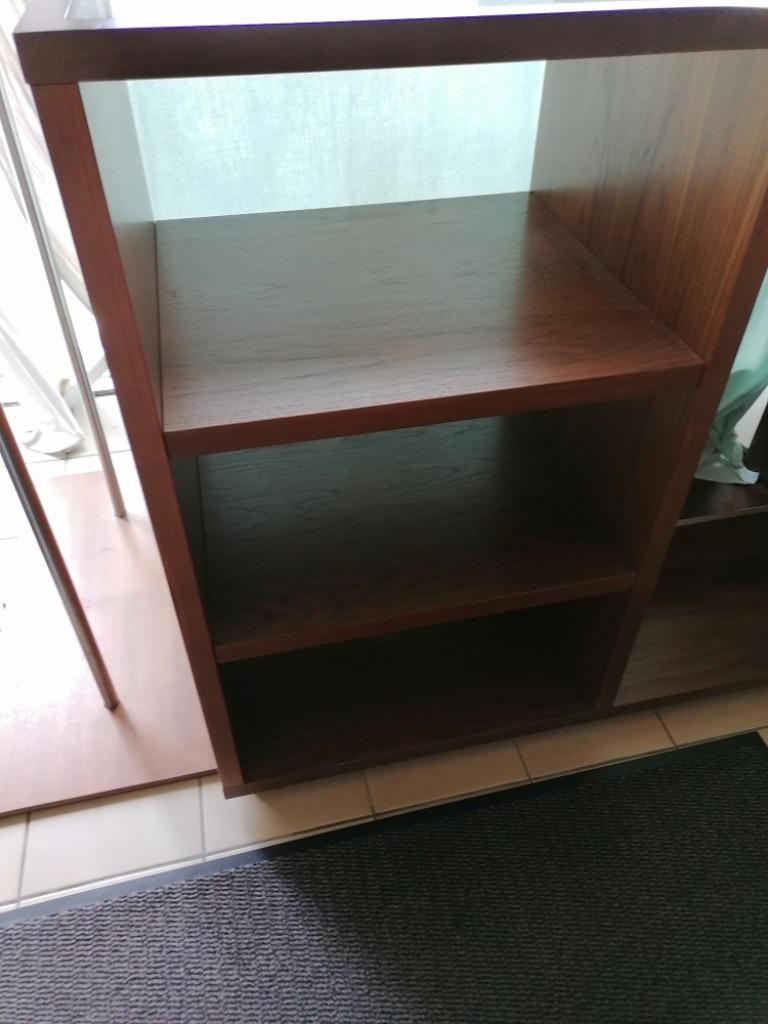 etalageKAST en kledinghanger, Gebruikt, 150 tot 200 cm, Ophalen of Verzenden, Kersenhout