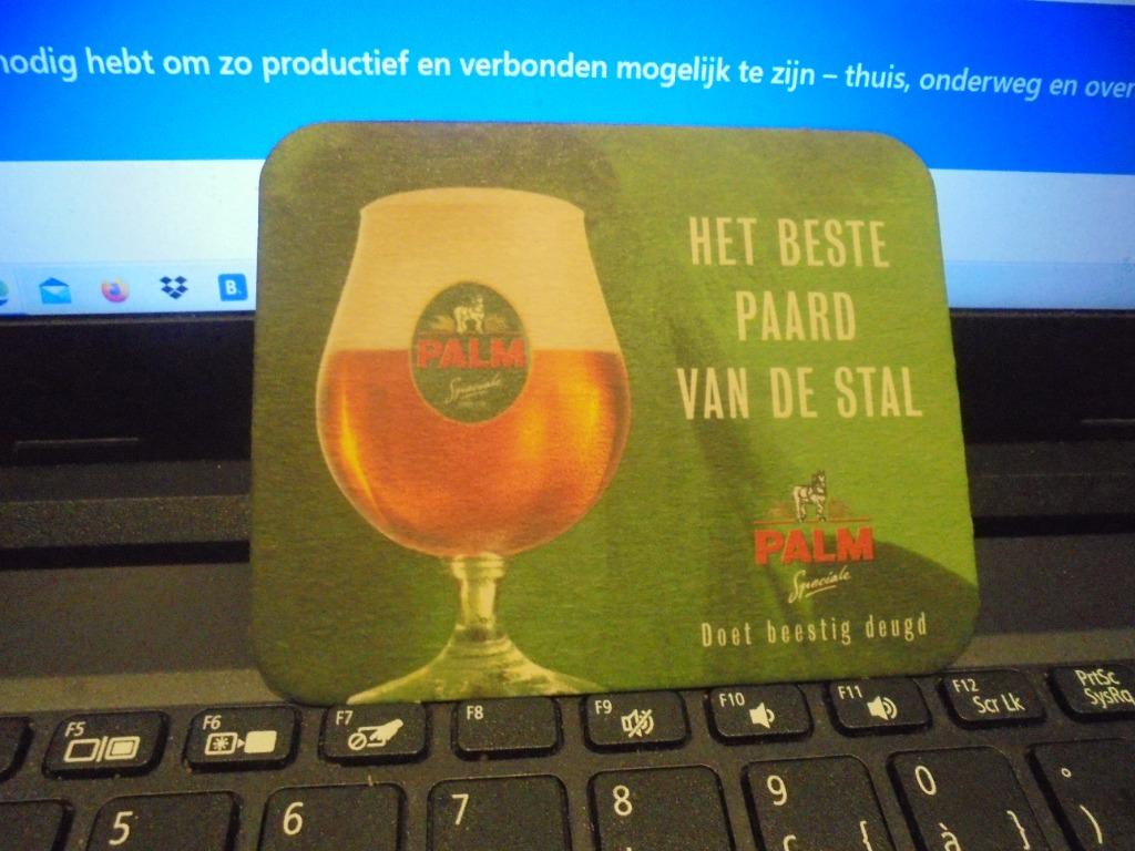 Het beste paard van de stal, Verzamelen, Biermerken, Ophalen of Verzenden, Zo goed als nieuw, Viltje(s), Palm