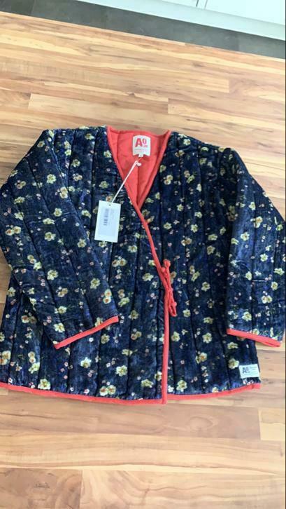 Vest/jas meisjes AO76,maat 152,12 j,nieuw! Nieuwprijs 139,9€, Ophalen of Verzenden, Nieuw, Meisje, Jas