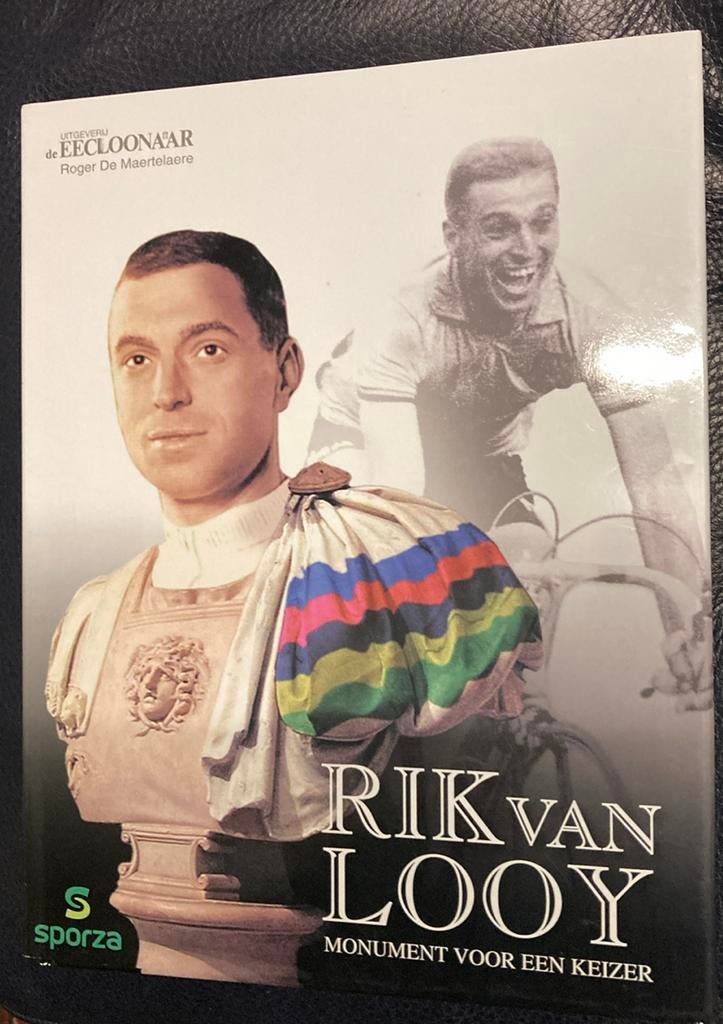 R. De Maertelaere - Rik van Looy monument voor een keizer, Enlèvement ou Envoi, R. De Maertelaere