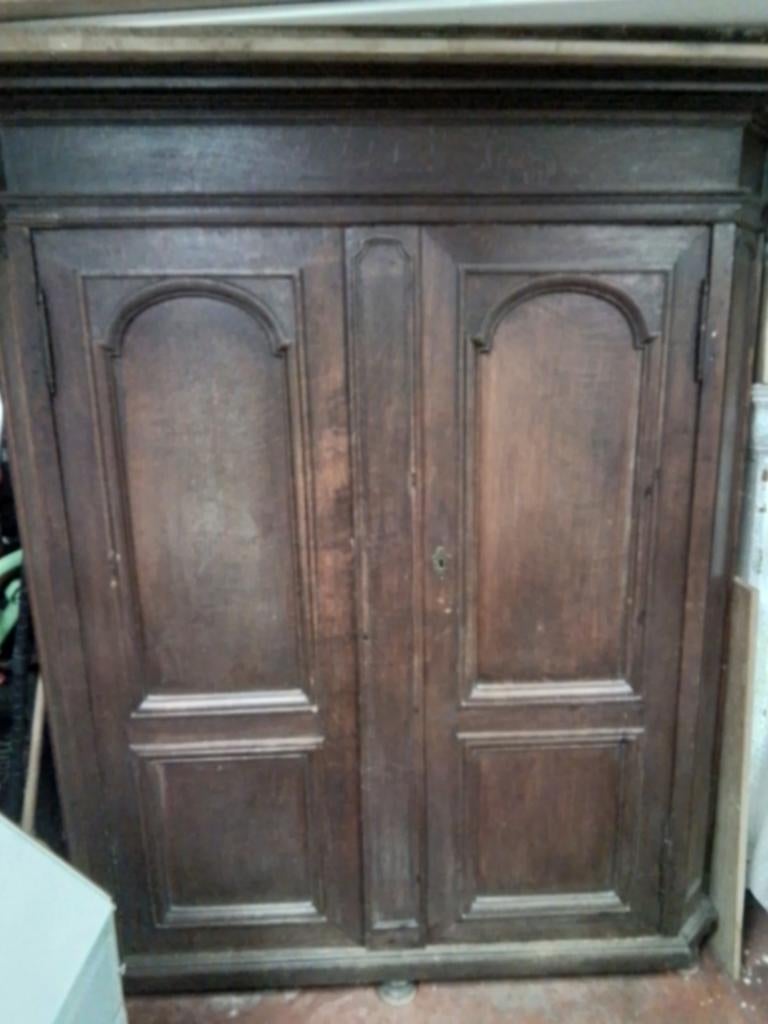 Garde robe antiquite, Enlèvement