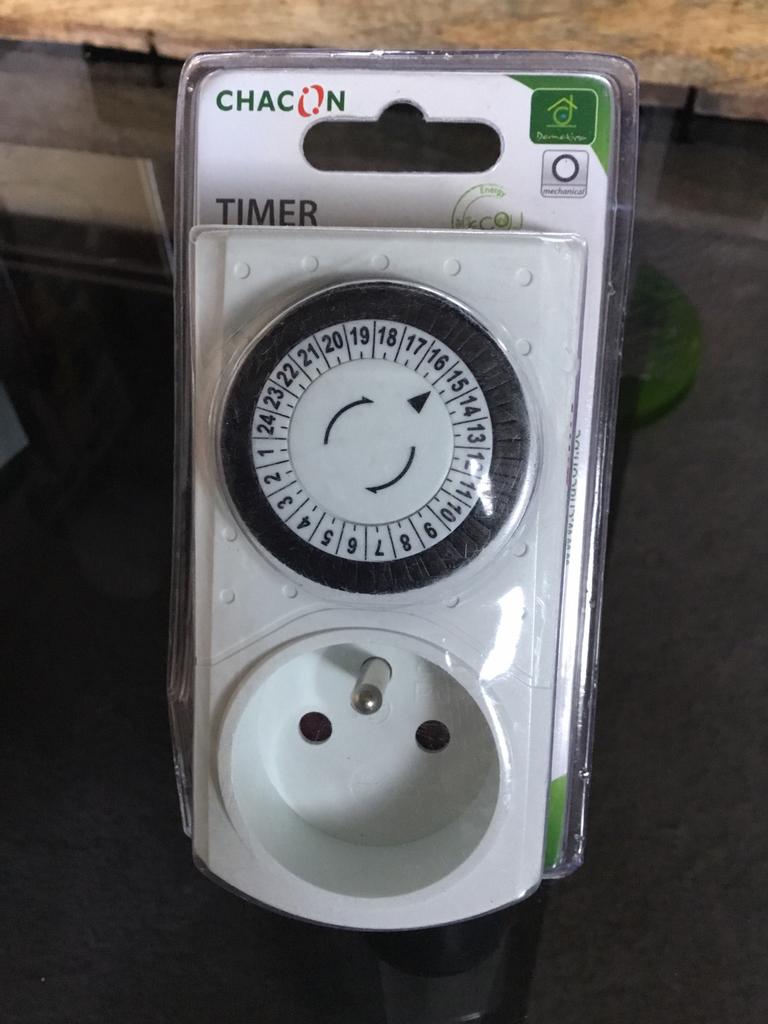 Timer Chacon, Neuf