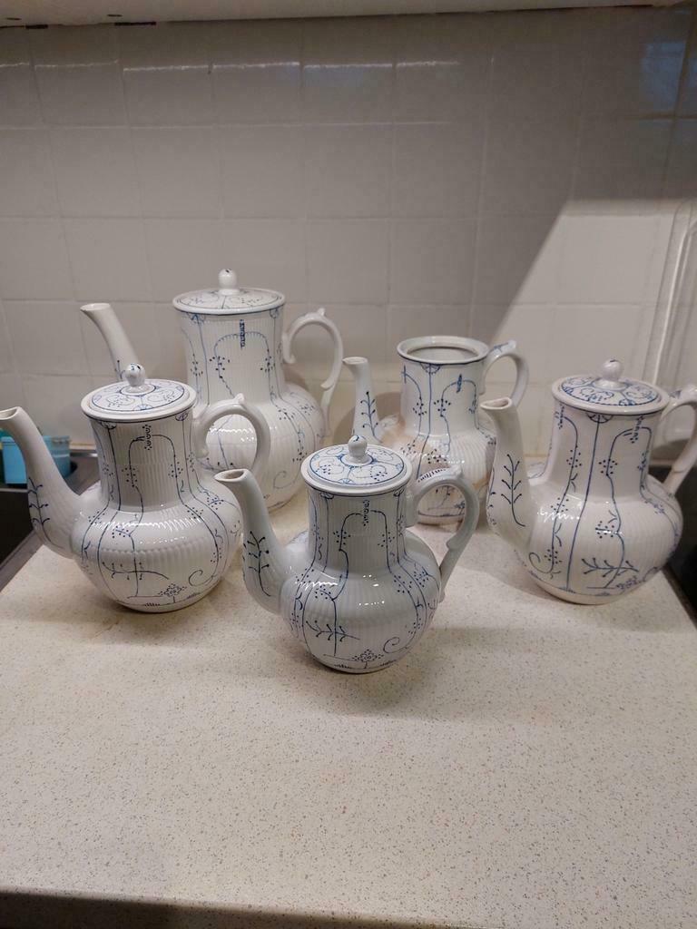 Boch Copenhague koffiepot, Antiek en Kunst, Antiek | Servies compleet, Ophalen of Verzenden