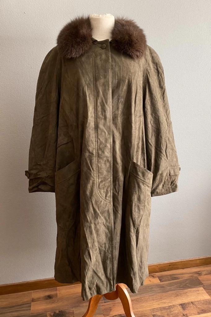 Bruine vintage jas Delmod International maat 44 - NIEUW, Kleding | Dames, Bruin, Verzenden, Maat 42/44 (L), Nieuw