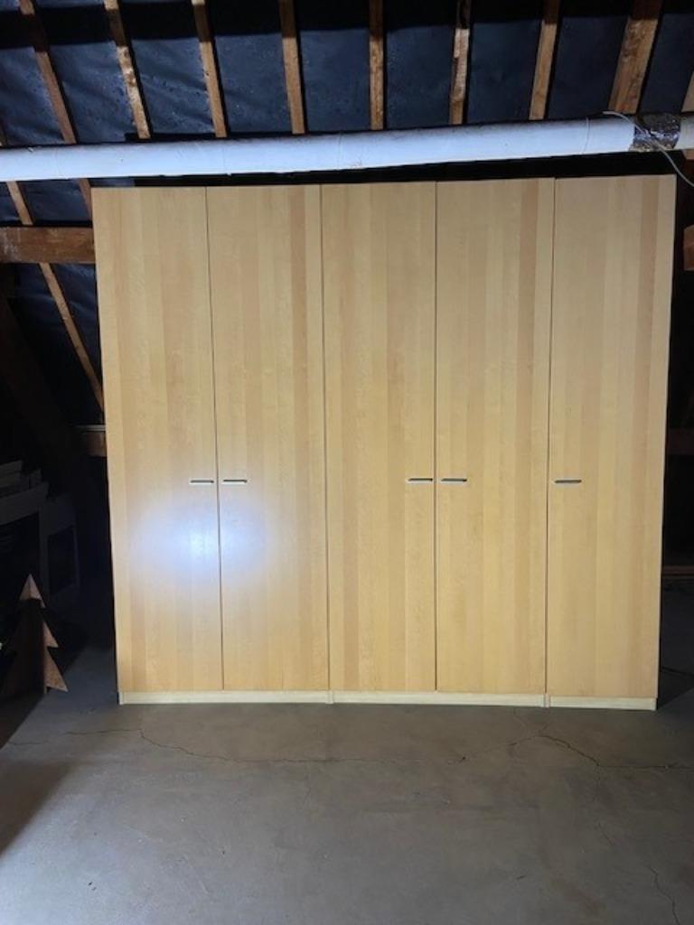 Armoire 5 portes, 200 cm ou plus, Comme neuf, Enlèvement, 200 cm ou plus
