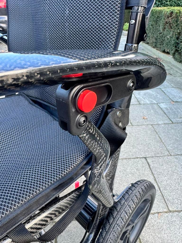Fauteuil roulant électrique ultralége Carbon Premium édition, Enlèvement ou Envoi, Pliant, Neuf, Fauteuil roulant électrique