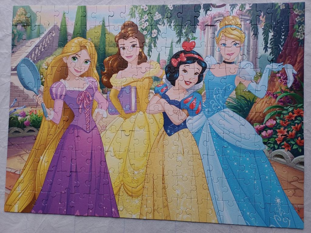 Puzzle Disney Princesses 200 pièces, Enlèvement, Plus de 50 pièces, Utilisé, 6 ans ou plus