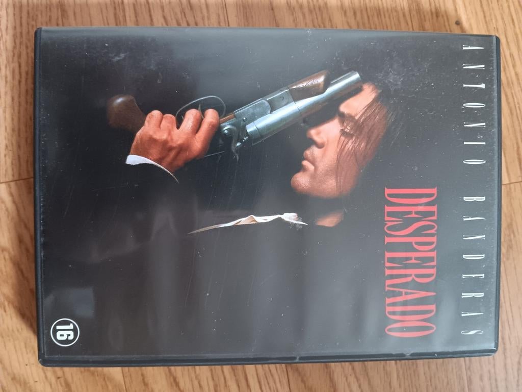 DVD Desperado, Vanaf 16 jaar, Ophalen of Verzenden, Zo goed als nieuw, Detective en Krimi