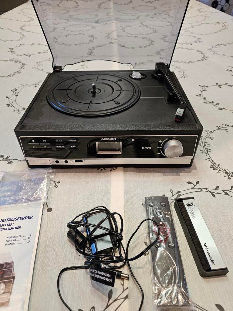 Digitaliseer uw platen en cassette colectie, Ophalen, Zo goed als nieuw, Platenspeler