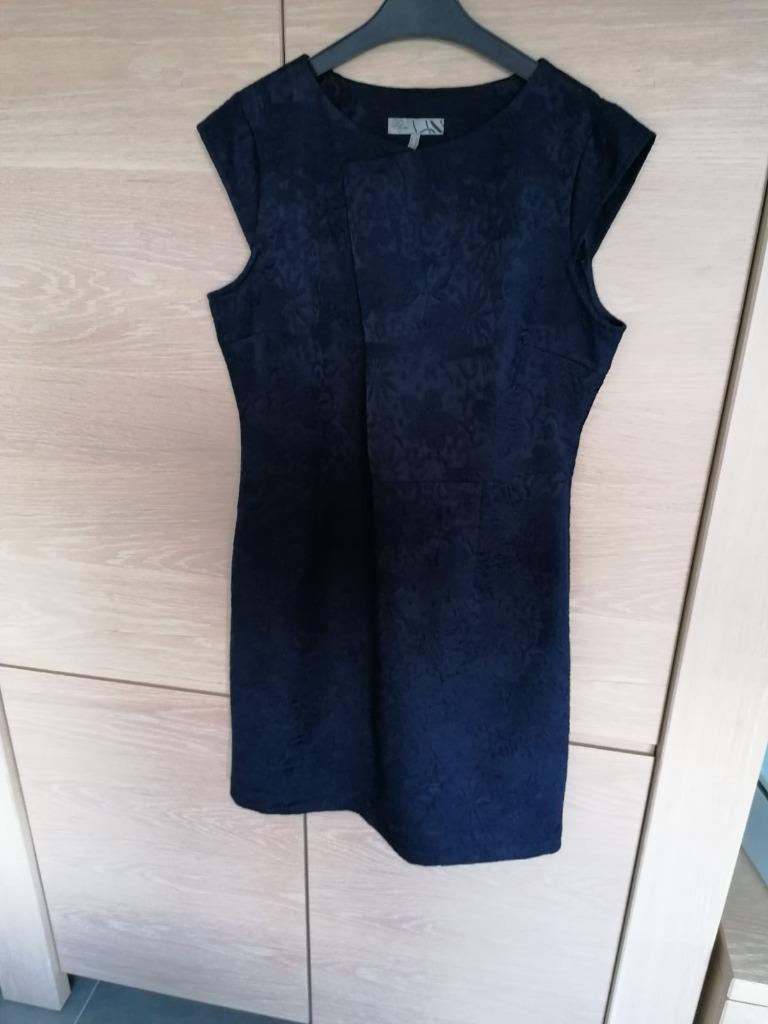 Donkerblauw dameskleed (maat 42/44), Taille 42/44 (L), Enlèvement ou Envoi, Comme neuf, D'Auvry