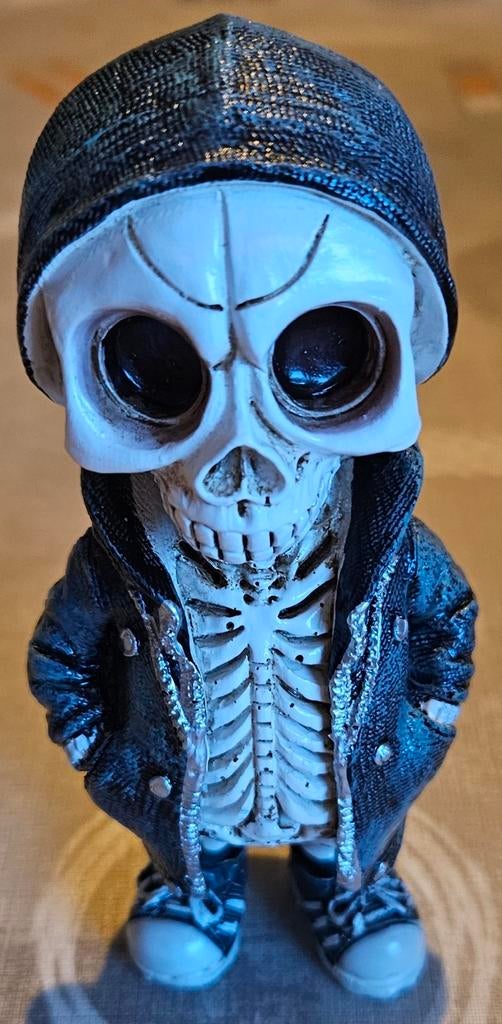 Figurine squelette d'Halloween grise, Collections, Statues & Figurines, Comme neuf, Enlèvement ou Envoi