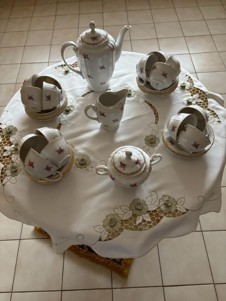 Vintage koffieservies, Enlèvement