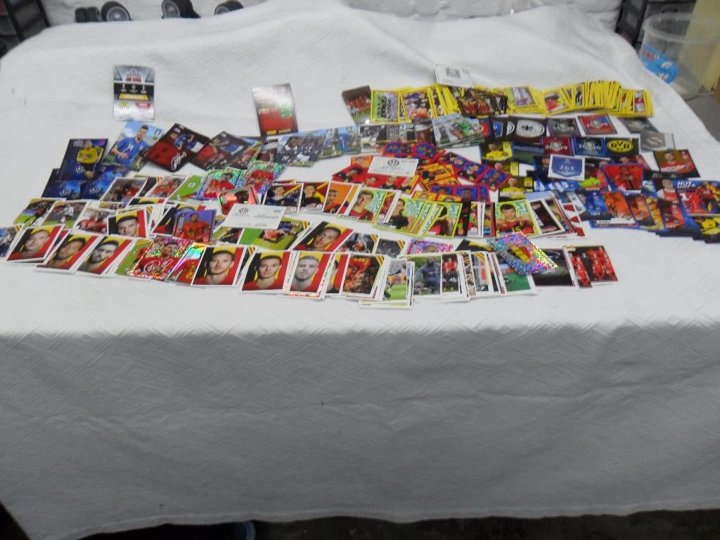 Important lot de stickers et cartes sur le foot, Collections, Articles de Sport & Football, Comme neuf, Enlèvement ou Envoi