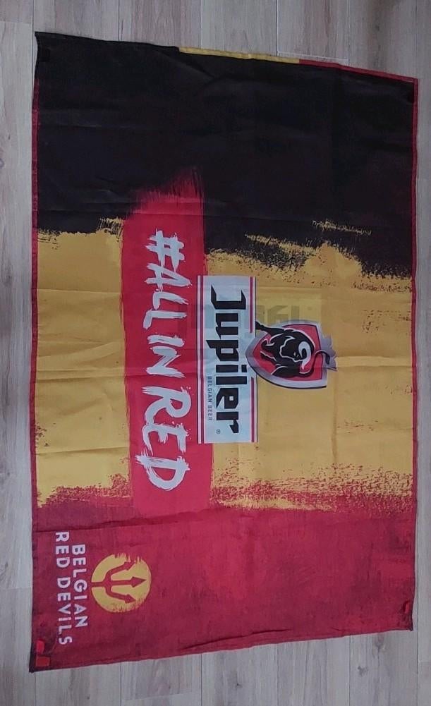 GROTE VLAG ALL IN RED BELGIUM, Ophalen of Verzenden, Zo goed als nieuw