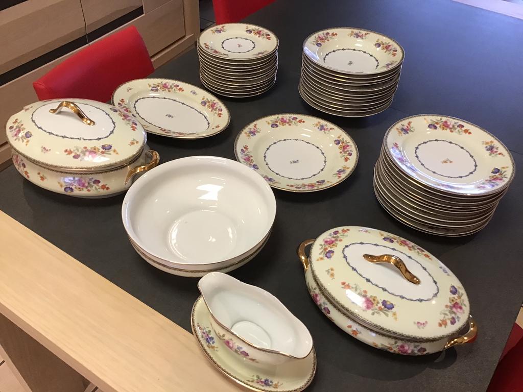 Service à dîner en porcelaine Rüdolf Kämpf, Grünlas, Enlèvement