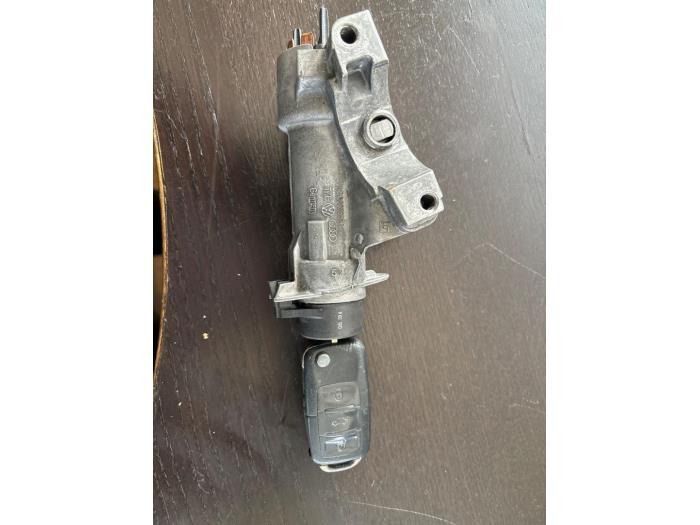 Serrure de contact + clé d'un Seat Ibiza, Enlèvement ou Envoi, 3 mois de garantie, Utilisé, Seat