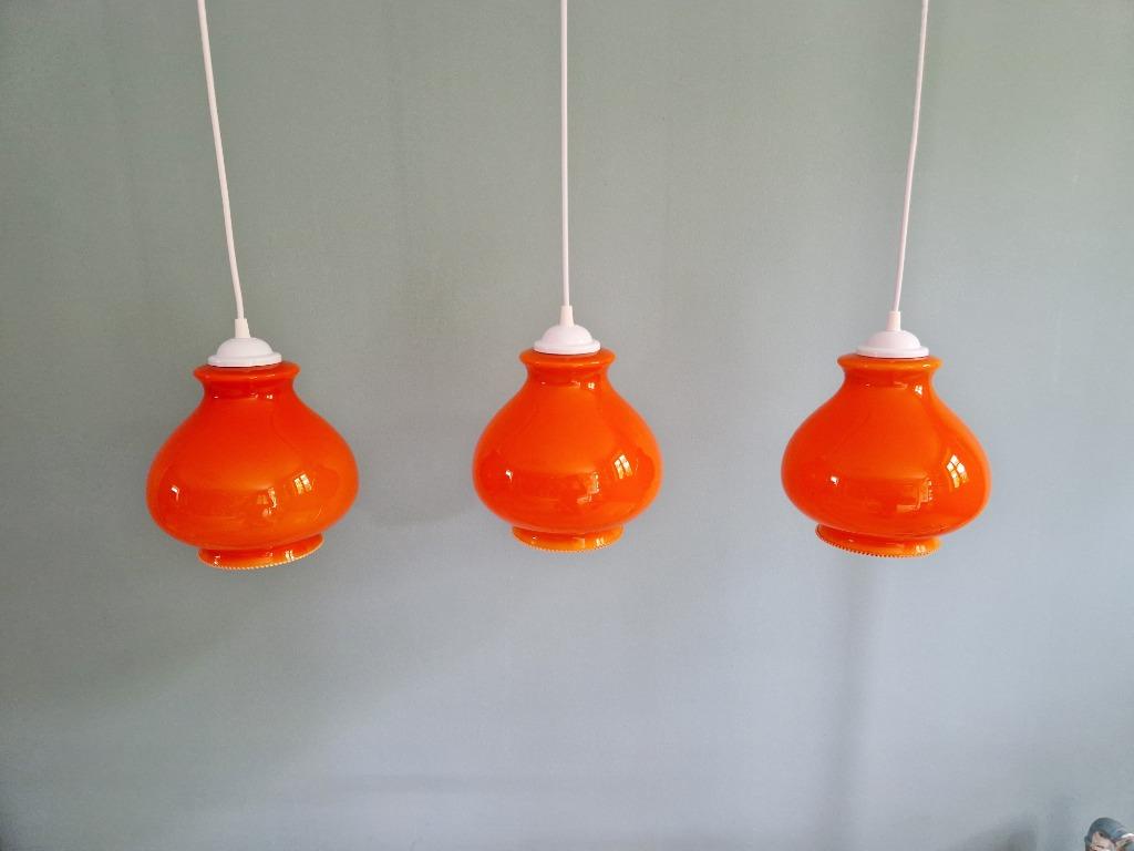 Trio de suspensions vintage en opaline orange, 1960-70, Antiquités & Art, Enlèvement ou Envoi