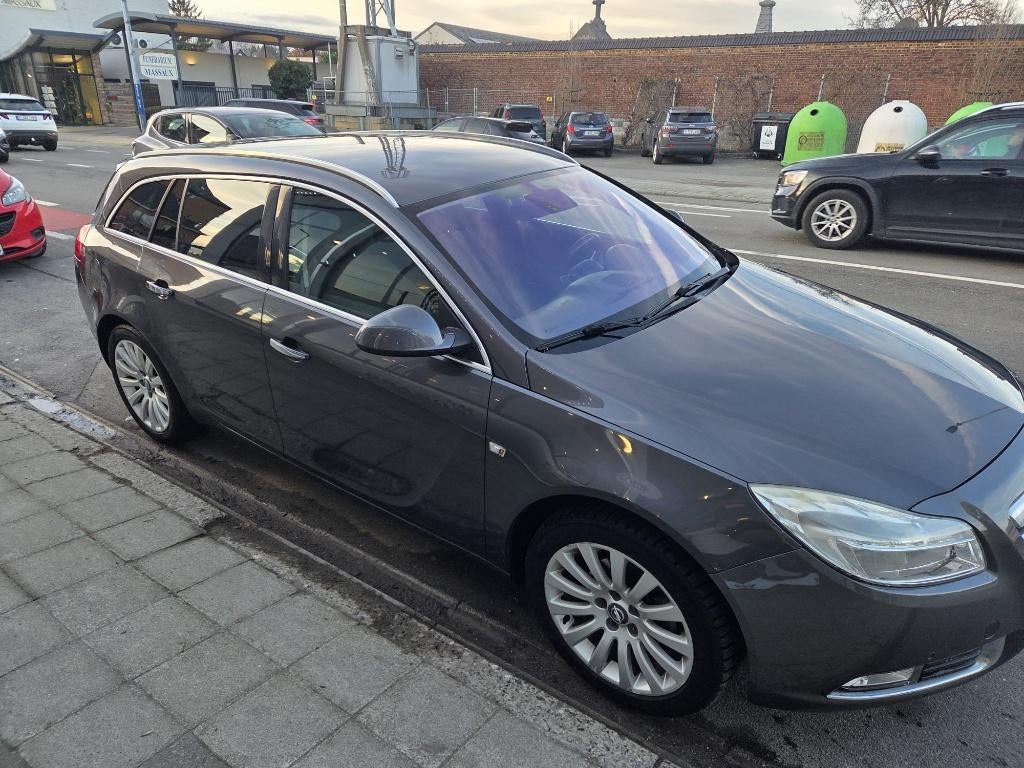 opel insigna break, Auto's, Voorwielaandrijving, Euro 5, Stof, Zwart