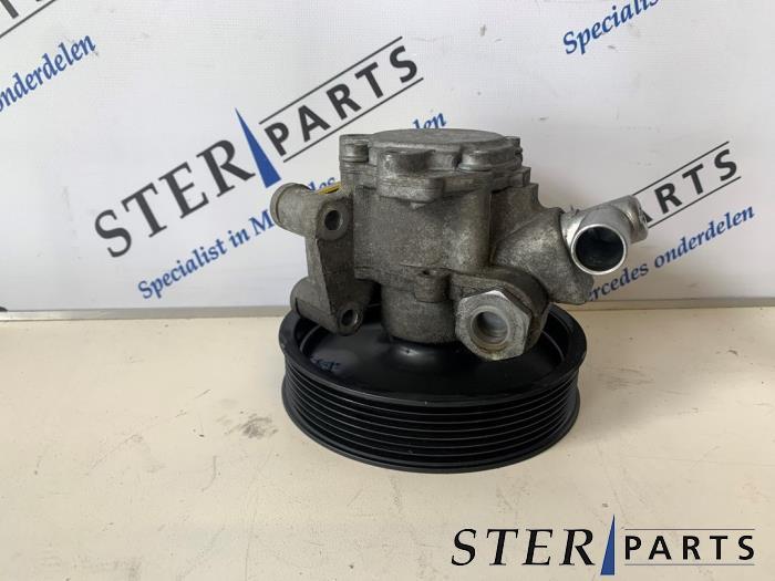 Pompe direction assistée d'un Mercedes Sprinter, Autos : Pièces & Accessoires, Commande, Mercedes-Benz, Utilisé, 3 mois de garantie