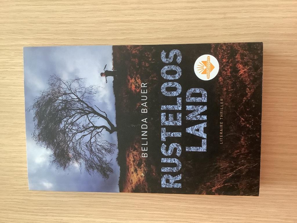 Boek: Rusteloos land, Neuf, Enlèvement ou Envoi, Néerlandais, Van In