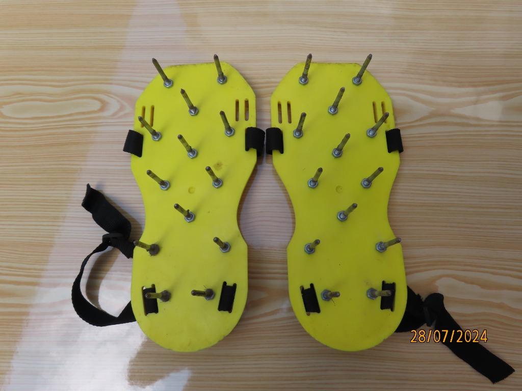 Chaussures aérateur pelouse, Jardin & Terrasse, Gazon & Gazon artificiel, Enlèvement, Neuf