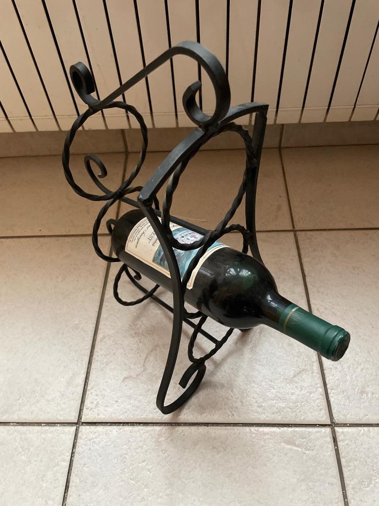 Porte bouteilles en fer forgé, Enlèvement ou Envoi, Comme neuf, Métal, Moins de 5 bouteilles
