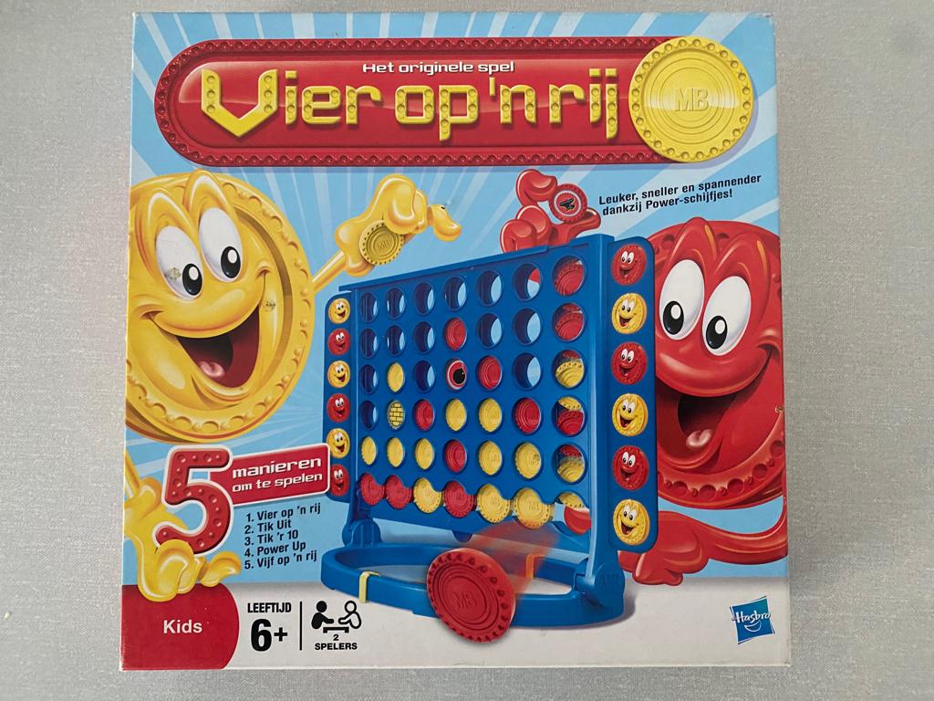 Vier op een rij, Hobby en Vrije tijd, Gezelschapsspellen | Bordspellen, Een of twee spelers, Ophalen of Verzenden, Gebruikt, HASBRO