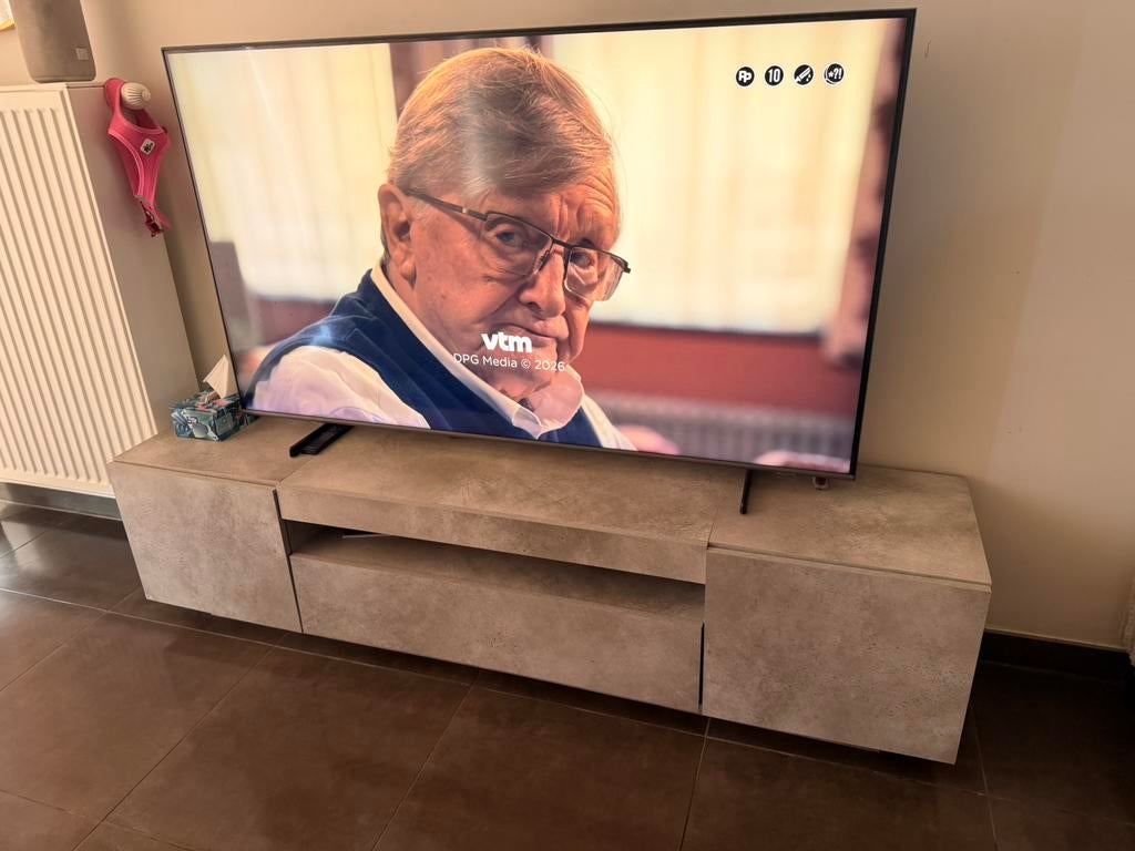TV KAST 1 jaar oud, Enlèvement, Comme neuf