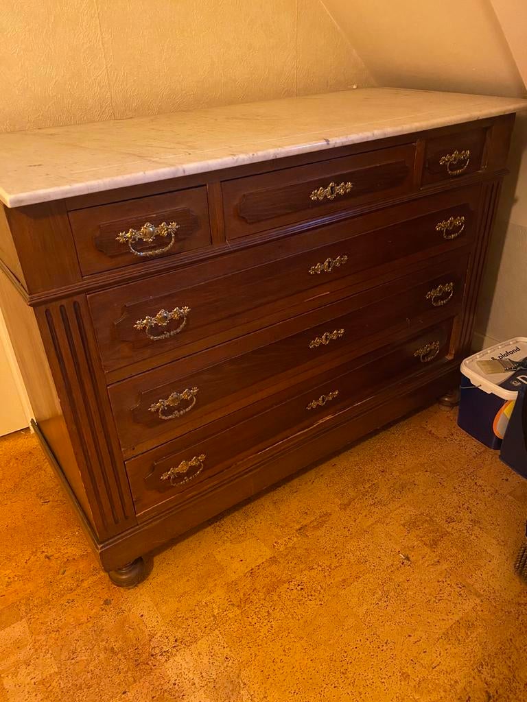 Commode vintage de caractère, Antiquités & Art, Antiquités | Meubles | Armoires, Enlèvement