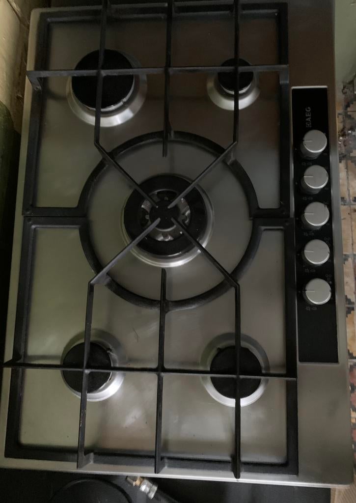 Gasvuur 5 bekken aardgas, Ophalen, Gebruikt, 50 tot 100 cm, Minder dan 25 cm