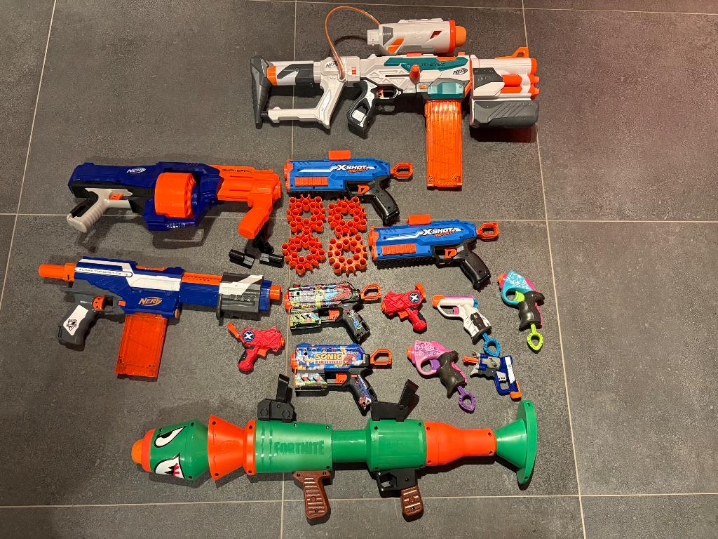 Nerf & x shot, Ophalen, Zo goed als nieuw