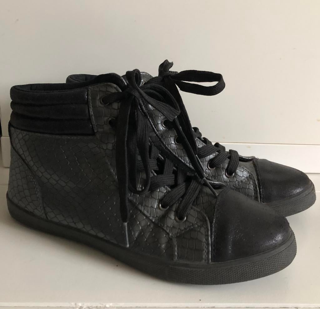 chaussures noires pour filles et femmes 39, Enlèvement ou Envoi, Utilisé, Chaussures, Fille